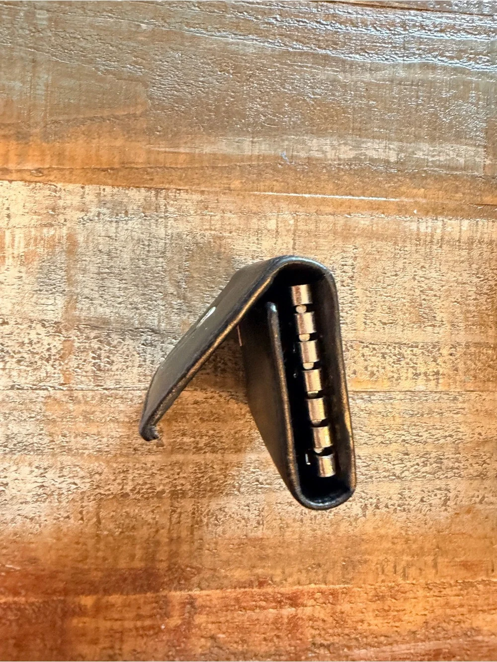 Gucci compact black